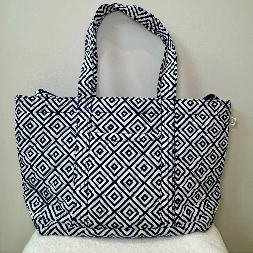 Quilted Koala Oversized Blue geometric Print Quilted Tote Double‎ Straps